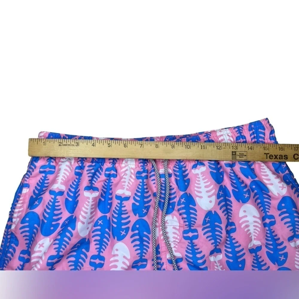 Maamgic Men’s Lined Swim Shorts Size Medium